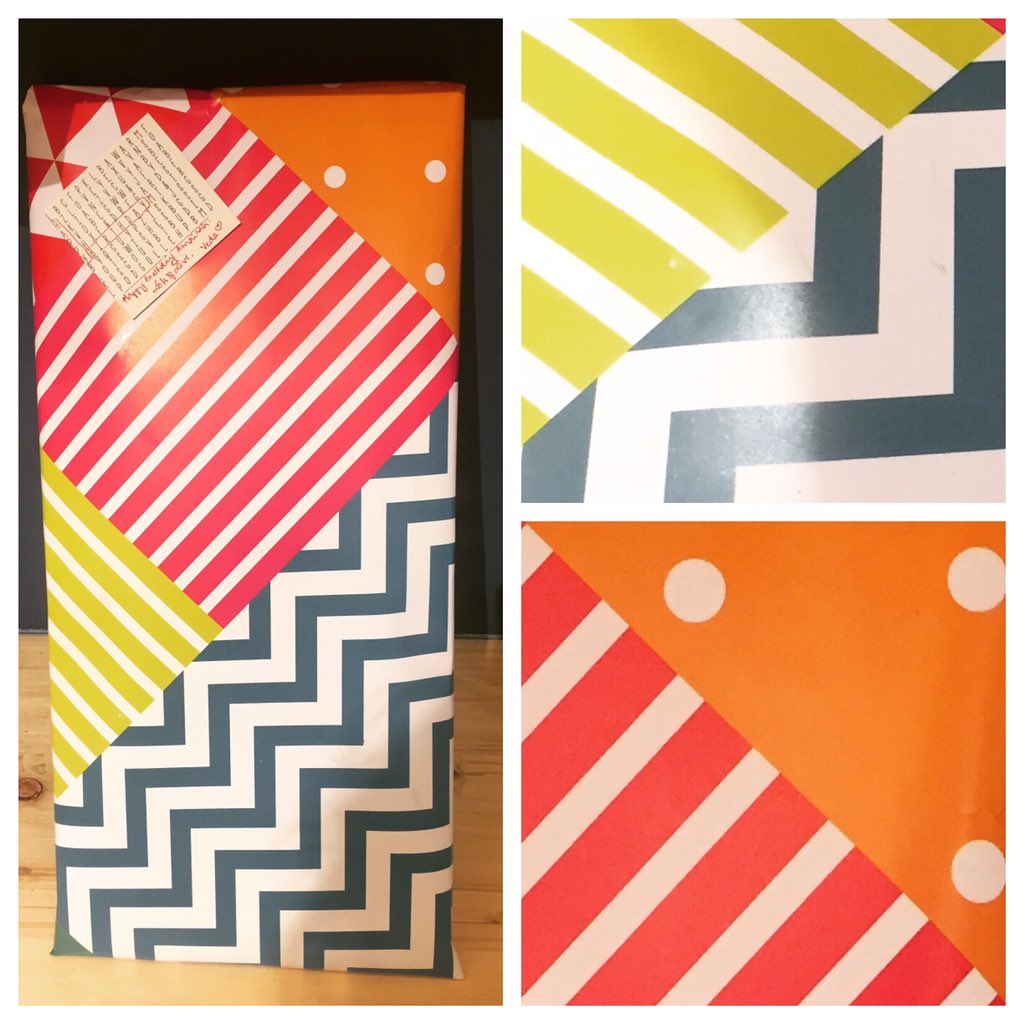 LooseEndsStore's tweet photo. Mostly, there's nothing more soul satisfying that amazing wrapping paper. #nowinstore #geometric #wrappingpaper #gift #gifting #gifthatke https://t.co/glwpElwPSB