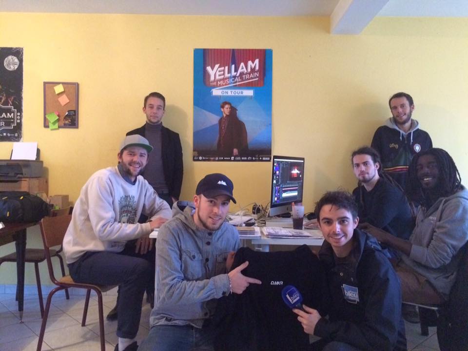 Dan__Maker's tweet photo. ✓ ✓ #FranceBleuMaine ✓ ✓
 ✌ Visite &amp; interview de @bleumaine dans nos locaux aujourd'hui pour échanger sur les projets de notre collectif ! https://t.co/uYjK0IbhvY