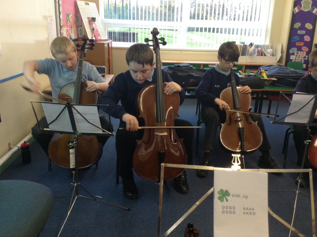 StWilfridsMusic's tweet photo. A brilliant #WOpps session this afternoon. #violin #viola #cello #musicalstars https://t.co/A1gbymvhaq