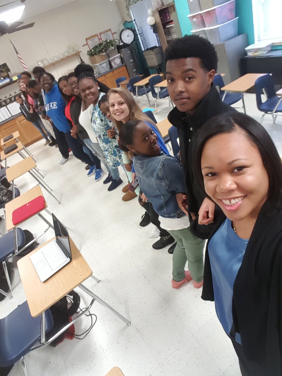 Fike2College's tweet photo. Next week is college application week! Our AVID students are ready! #AreYouReady #fike2college #cfnc https://t.co/HVt7Hld9MI
