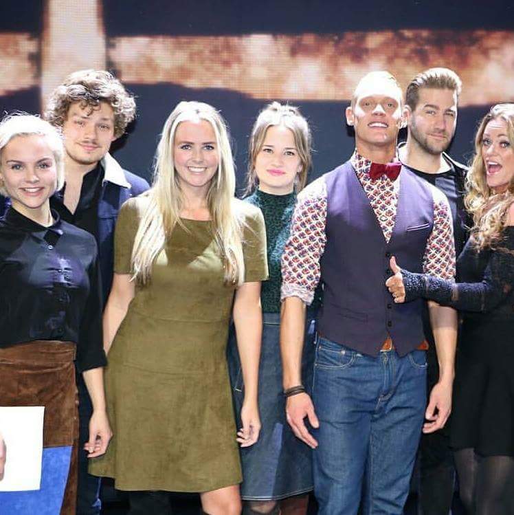 Barbara en meer gisteren bij de premiere van Ferry bij de Bodyquard. Ik heb Ferry daarin zelf ook gezien. 1 woord geweldig.