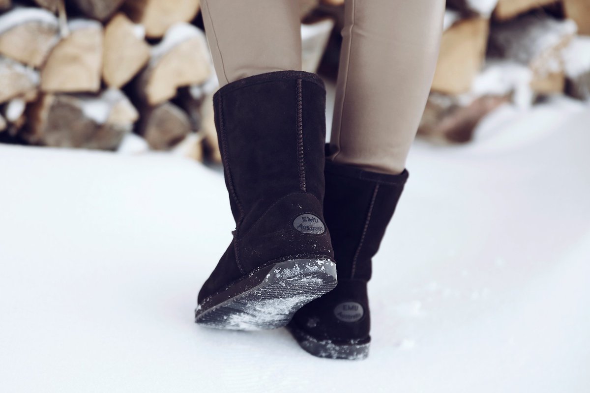 Prepare for the big chill in our #Waterproof Paterson. Sheepskin lined to keep feet warm and cosy.
📸: <a href="/FashionHippie/">Anni</a> bit.ly/patersonlo