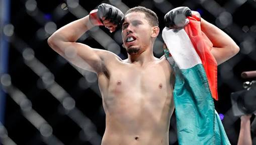 BravoToroMartin's tweet photo. Cada vez mas mexas en ufc viva mexico https://t.co/w6OJafInY9