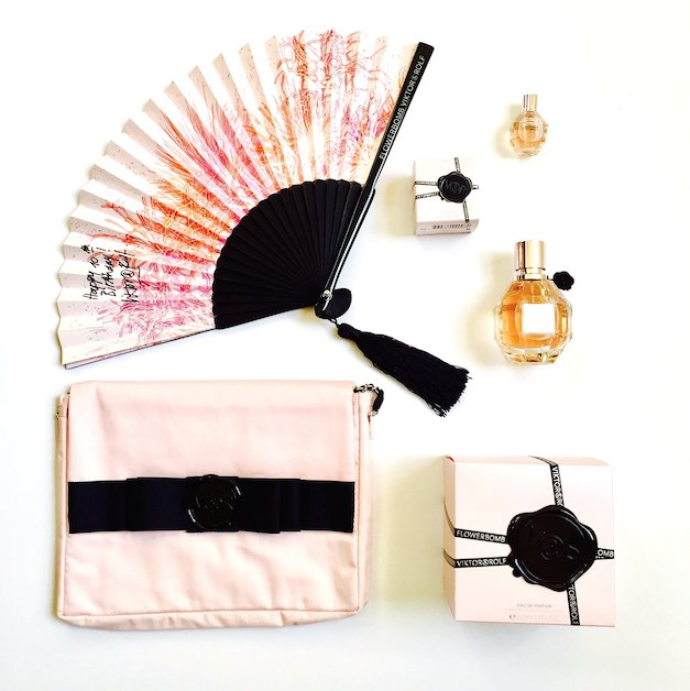 davelackie's tweet photo. NEW #FlowerbombAddict INSTAGRAM Giveaway! Enter here https://t.co/34YV8lfiPX on my Instagram page to #Win this deluxe fragrance set! https://t.co/ffBUT8nmR6