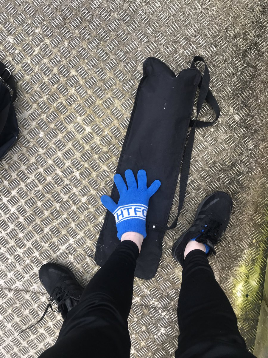 AlexGoodliffe's tweet photo. If you're having a bad day, I've had to wear gloves as socks all day https://t.co/0kJpgdgrnG