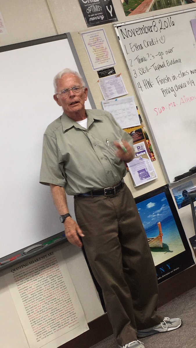 Max_guerra3's tweet photo. Barney Sanders the sub😤😤 https://t.co/RsqaAb8Ddr