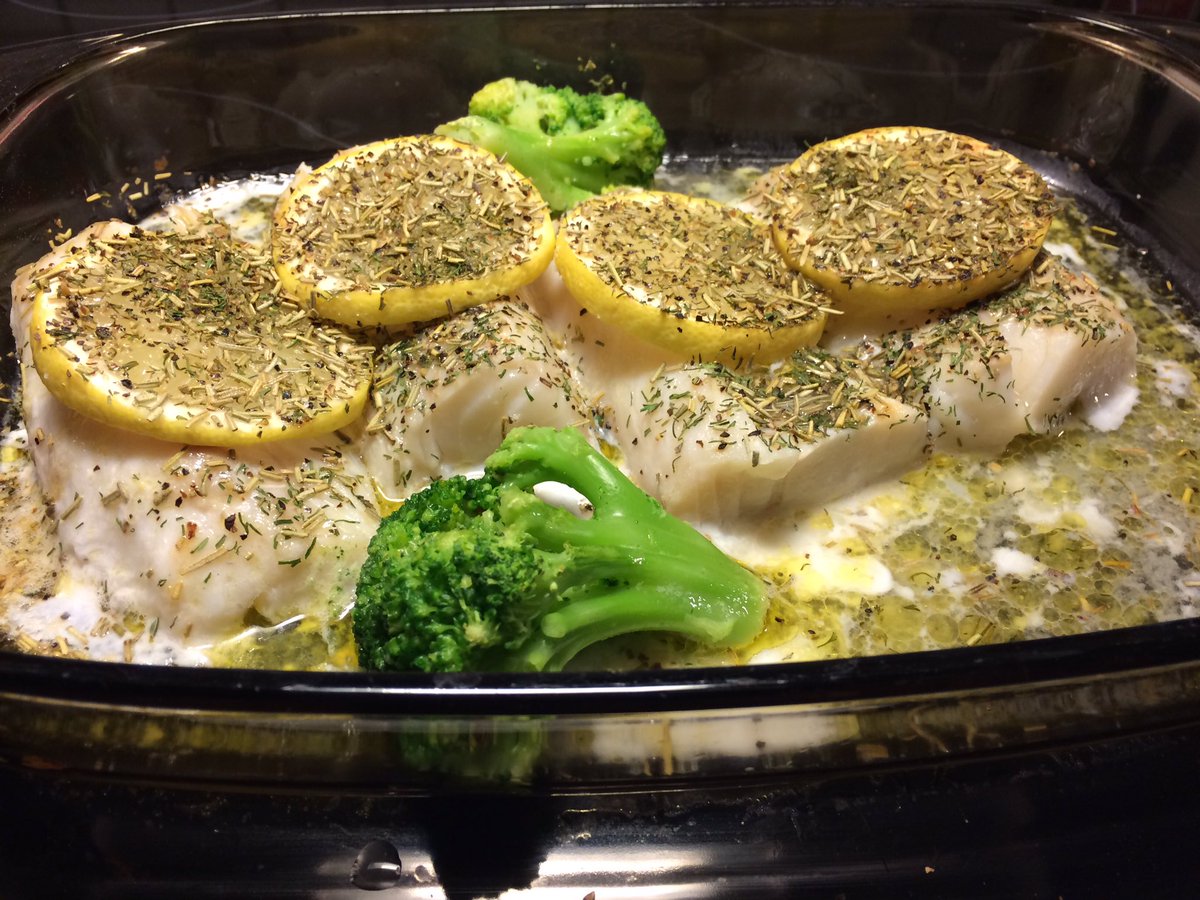 theuboats's tweet photo. Whats for dinner?:) #uboats https://t.co/Zz5CFjKBLS