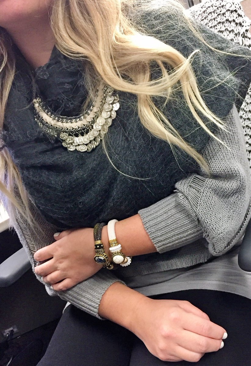 CousinCorp's tweet photo. #laurajanelle #RGLB #bracelet #jewelry #magneticfocalbracelet #fashion #fashionjewelry #armparty #ivystone #fallintofashion #perfectlypaired https://t.co/lyYpufmfhk