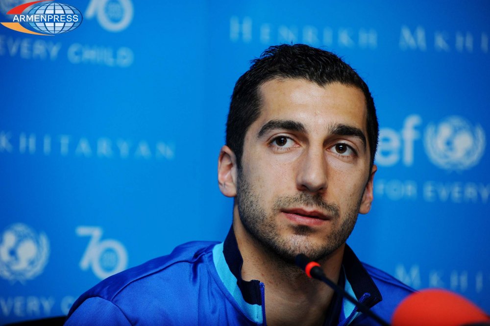 RedReveal's tweet photo. .@HenrikhMkh joins #UNICEF family as new Goodwill Ambassador in Armenia #MUFC #GoodCauses https://t.co/Ny0Igjhp0r