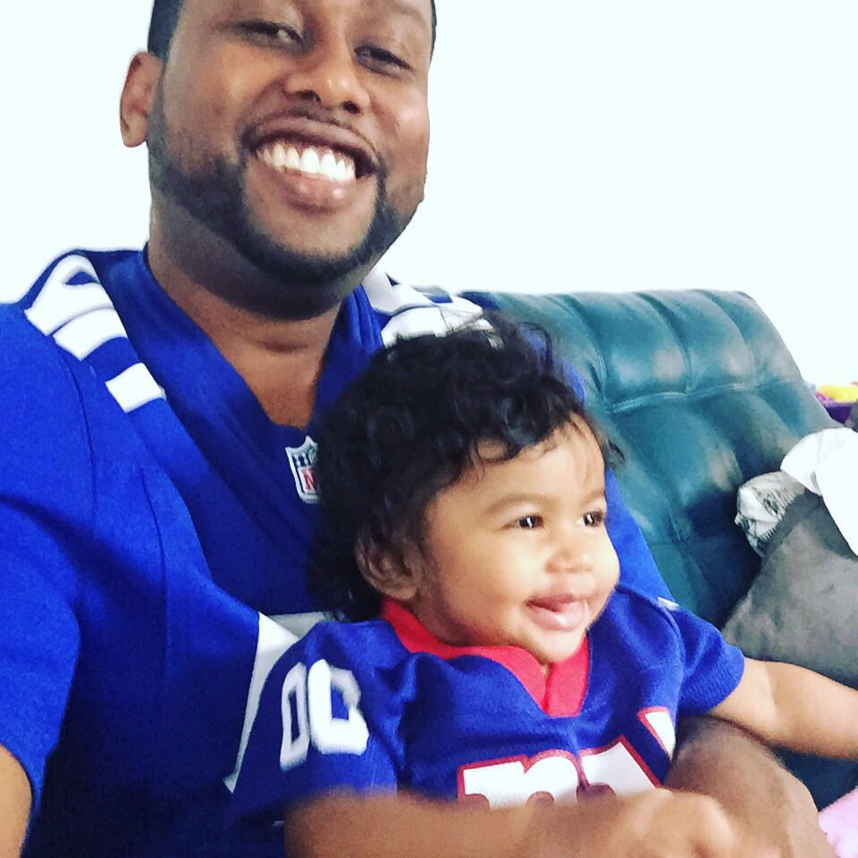 AudiSportClubNY's tweet photo. #ASCGEN2 with Ike and game time tradition #GiantsPride #Giants #Audi #TeamAudi @Audi https://t.co/hHsG5PNBRF