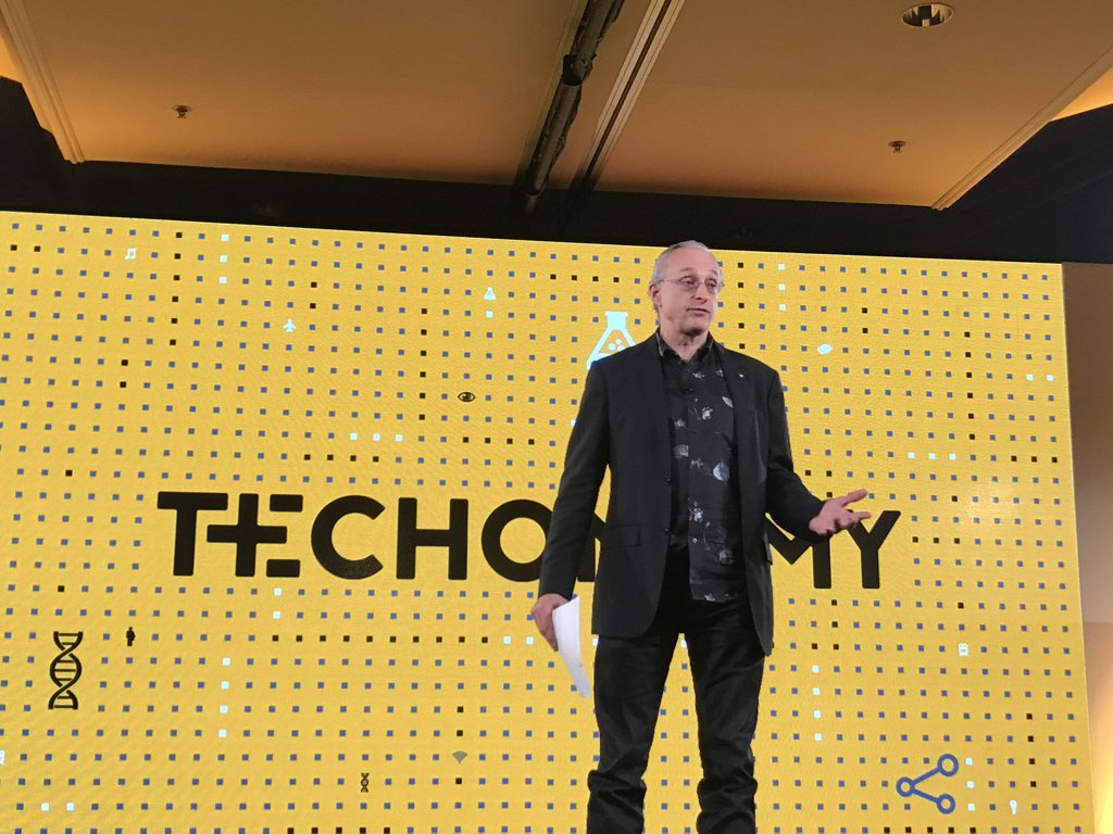 AaronStrout's tweet image. Learning amazing things and meeting some awesome people at #techonomy16 — thanks @DavidKirkpatric @joshkampel &amp;amp; @SCR10
