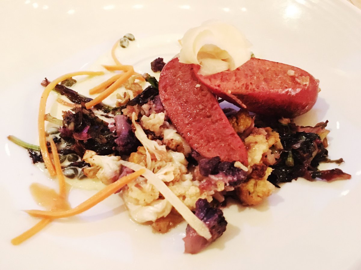BraiseLocalFood's tweet photo. Piedmontese Red Hot Sausage - Parmesan Roasted Cauliflower, Mustard Greens, Caper Aioli &amp; Pickled Root Veg #jeffleenfarm #braiselocalfood https://t.co/LpyzrX4HWB