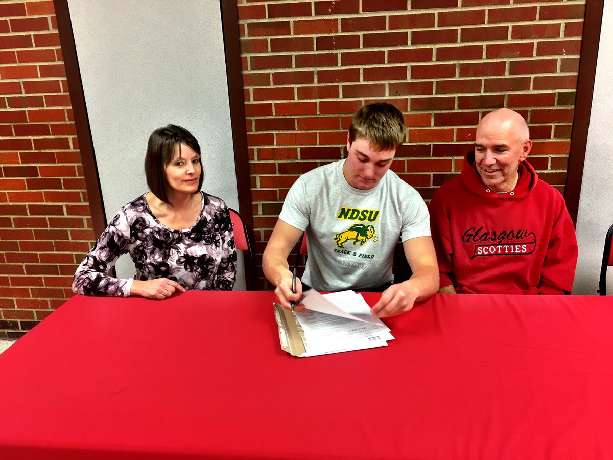 GHSscotties's tweet image. Benji Phillips has officially signed to throw Javelin at NCAA D1 North Dakota State University! Congrats to the Bison. #mtscores #NextLevel