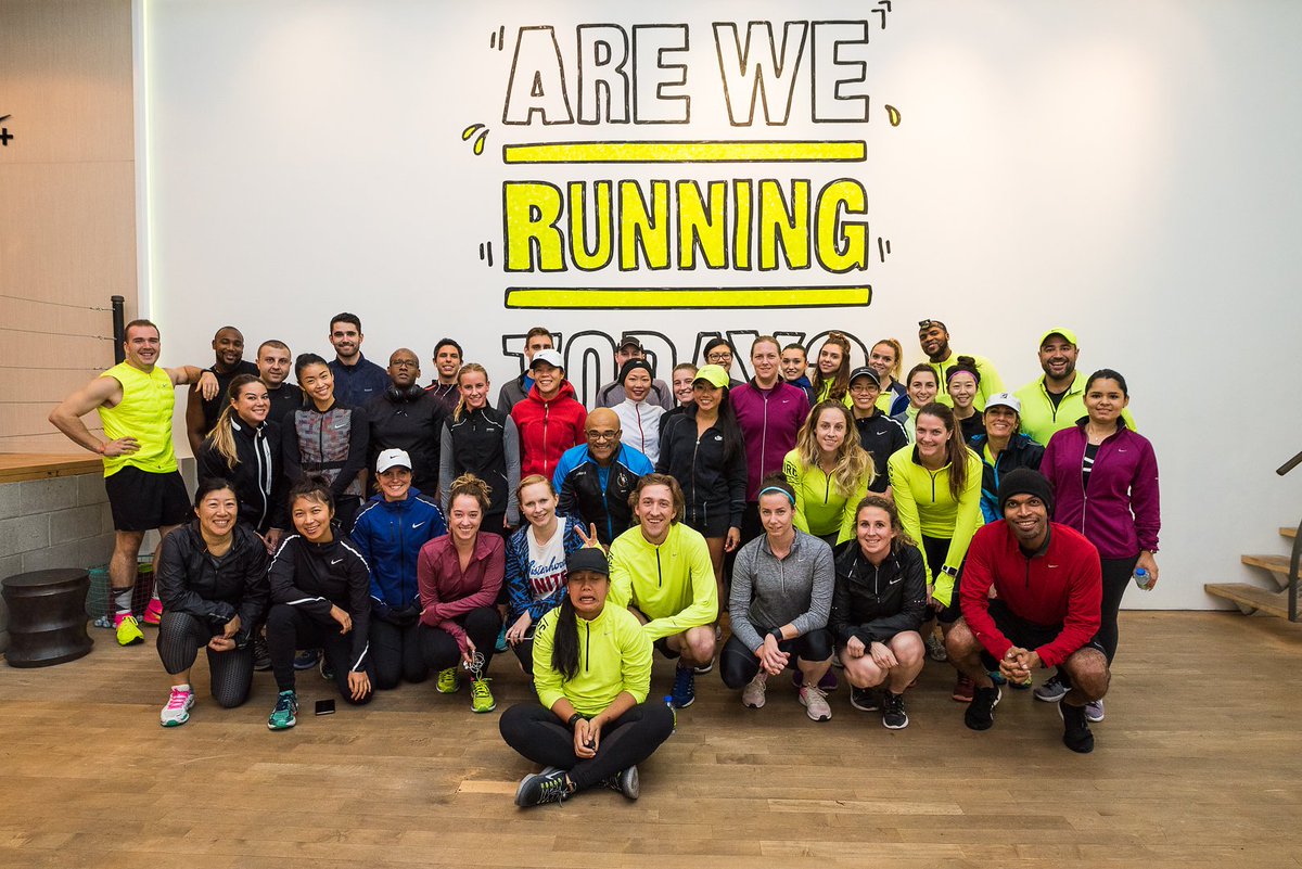 reneetsang's tweet photo. Great speed run turn-out yesterday despite the darkness and rain! @NikeRunning @NikeToronto #NRC  #Niketoronto https://t.co/b6YDZeWE81