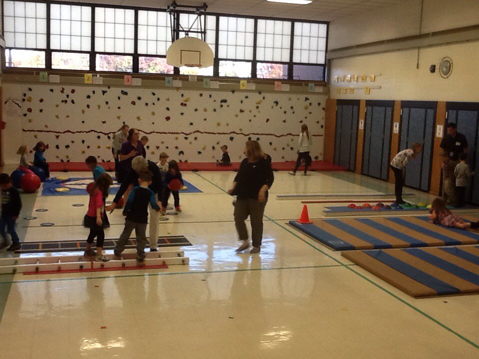 Colebrookdale's tweet photo. CES PM K working hard in ABL. #PRIDEOfCES #BASDPride https://t.co/MvUnkKeB5m