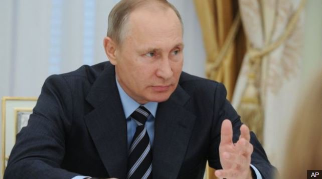 bbcmundo's tweet image. Vladimir Putin ya felicitó a Donald Trump y trabajará junto a él para "mejorar las relaciones bilaterales" bbc.in/2fmowbq