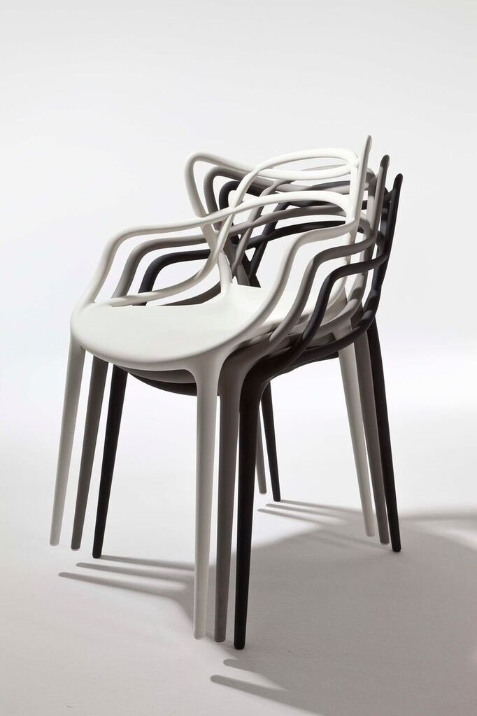 EzmodFurniture's tweet photo. Elegant, stackable and mysterious! #EZmod #LoopChair #master #design #blackandwhite https://t.co/4jNwXhmEVY https://t.co/pOSkdjPkDb