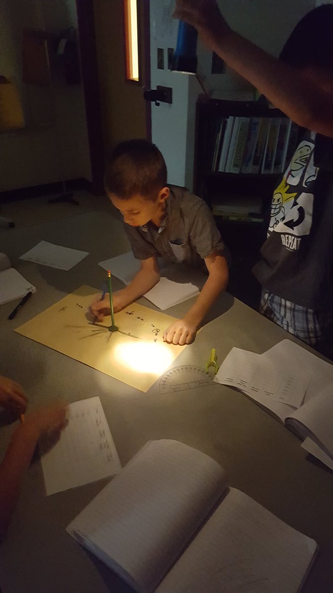 TempTribe's tweet image. Shadows!!#Science @TempTribe @FernBluffES