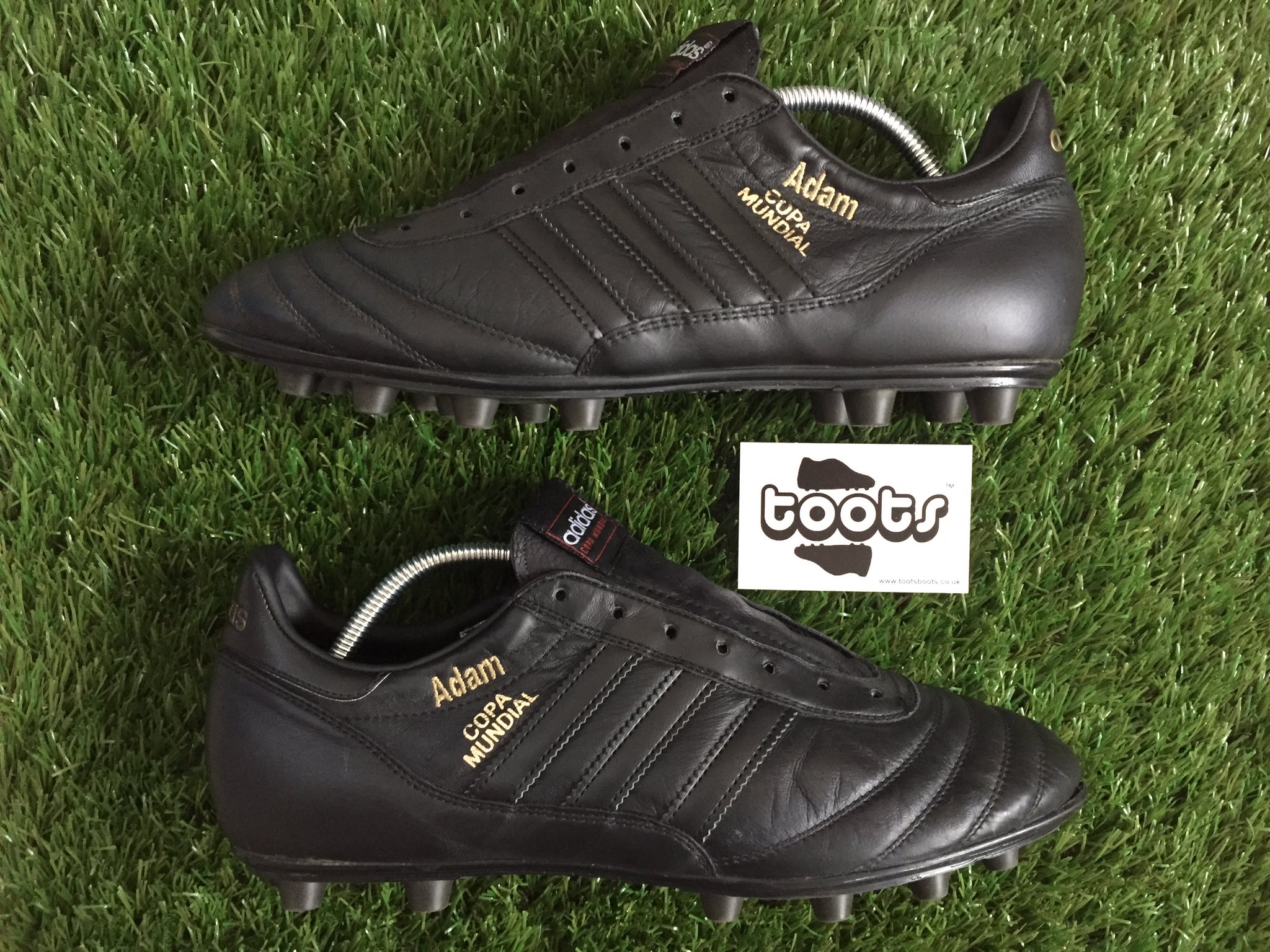 tootsboots on Twitter: "Short Tongue Conversion on these Ltd Edition Copa  Mundial #tootsboots https://t.co/IUbwYQExIS" / Twitter
