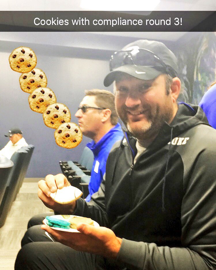 fasttrackrealty's tweet photo. Thank you to our wonderful compliance team for the cookies! @Duke_COMPLIANCE #meetings #wefollowtherules #cookiesareclutch πͺπͺπͺ@DukeThrows https://t.co/FEohdpdHAd