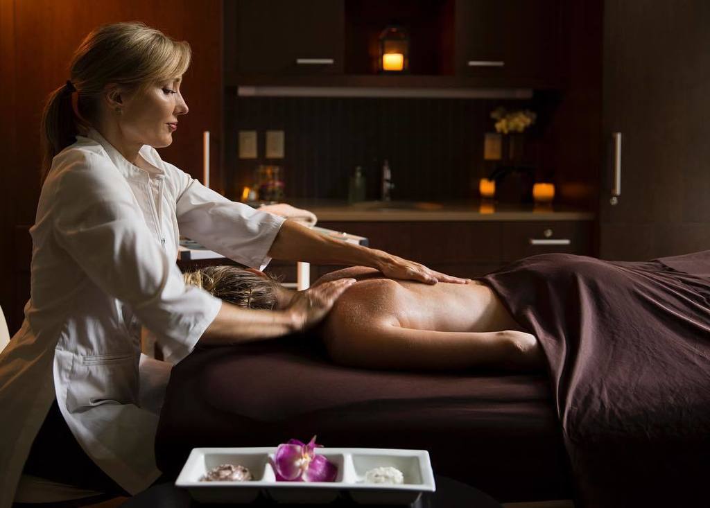 AllisonInnSpa's tweet photo. May we offer you a moment of zen?
.
.
#theallisonspa #spa #wellnesss #dayspa #massage #rest #relax #unwind #rejuven… https://t.co/4iELEbngRF