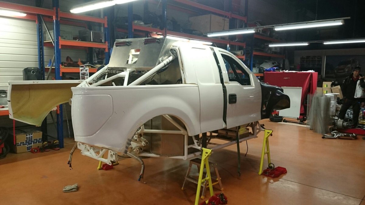 We work hard to catch the ship ;)
#martinprokop #mpsports #dakar #roadtodakar #dakar2017 #goshrek