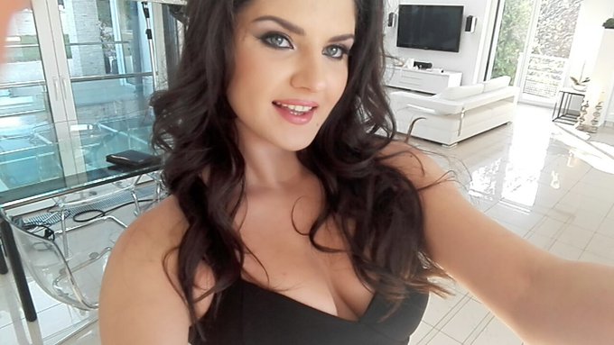 https://t.co/B3lLRVaquI<a href="/tag/snapchat"class="tags"><span>#snapchat</span></a>