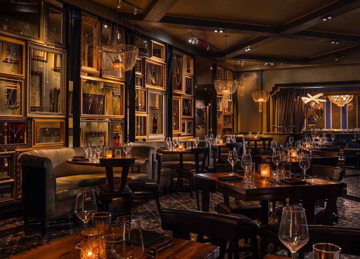 Be sure to vote for <a href="/Beauty_EssexLV/">Beauty & Essex LV</a>! Vote for Las Vegas’ Most Stunning Restaurant of the Year vegas.eater.com/2016/11/9/1357…