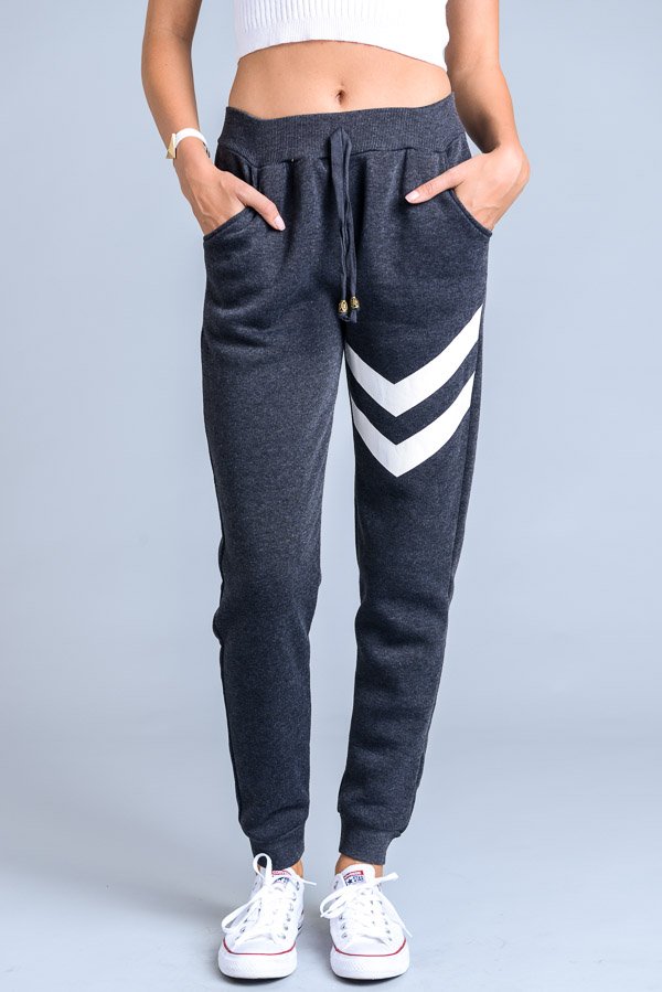 clothingsns's tweet photo. NEW JOGGERS NOW IN STOCK!!
***CLICK LINK ON BIO TO PURCHASE***
#FASHION #GLAM #ILOVESNS #JOGGERS #STYLE #STYLISH #FAB https://t.co/SfOOEVzn8W