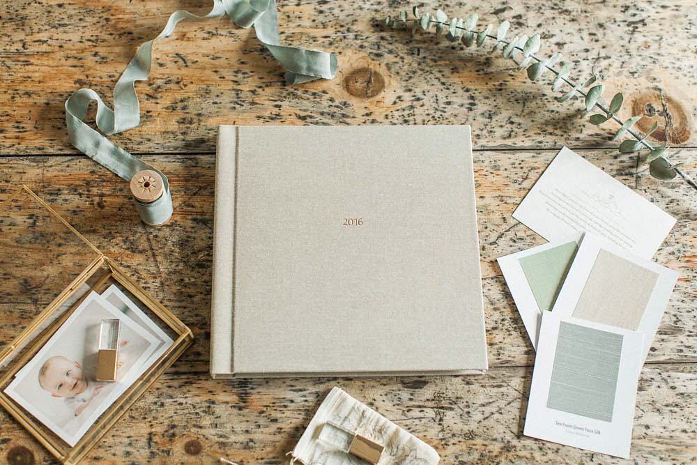 rebeccasehn's tweet image. My favourite part. 😍#albumlove instagram.com/p/BMmrSF8h-oD/