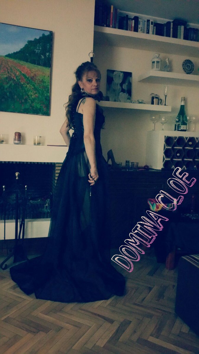 CloeDomina's tweet photo. BUENAS NOCHES COMUNIDAD BDSMera!!
DULCES Y PERVERSOS SUEÑOS!
674166687
SESIONES EN MADRID!😈😈 https://t.co/VIFXJtcC6W