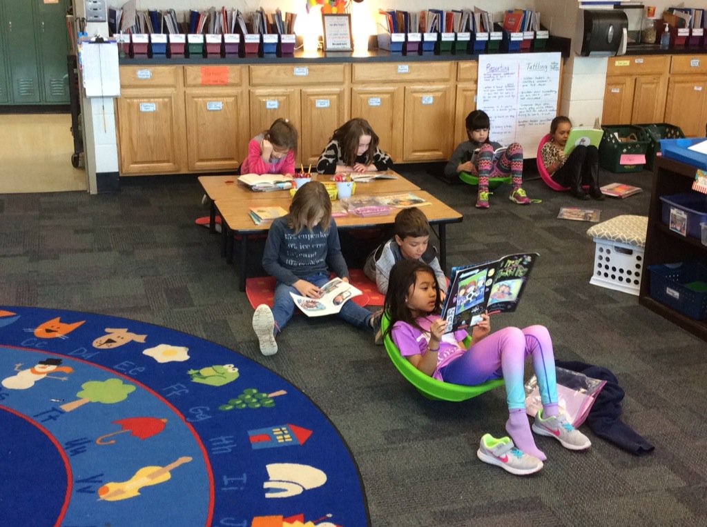KyleenSummers1's tweet photo. Kids love some of our new seating options!  #AddamsLearners @Jyouanes_ADDAMS @royaloakschools.org https://t.co/WC3utyNYSp