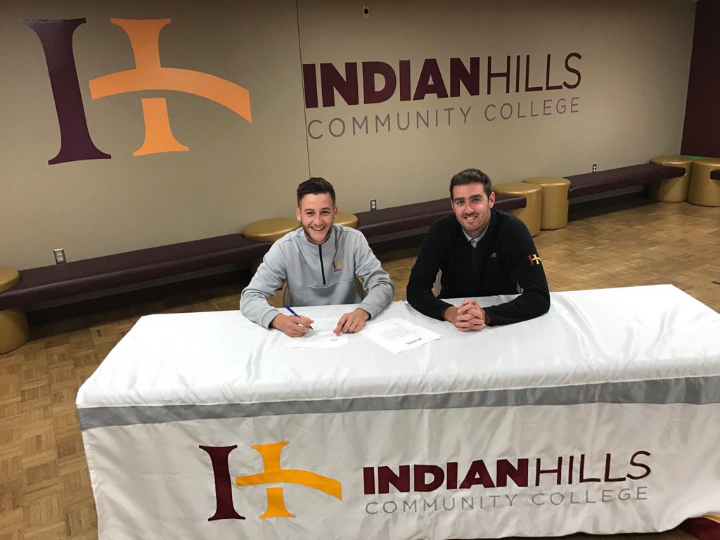 IHCCgolf's tweet photo. Congratulations to @bugzbowski on signing his NLI to @OU_MGolf! https://t.co/f8AyOcMhnm