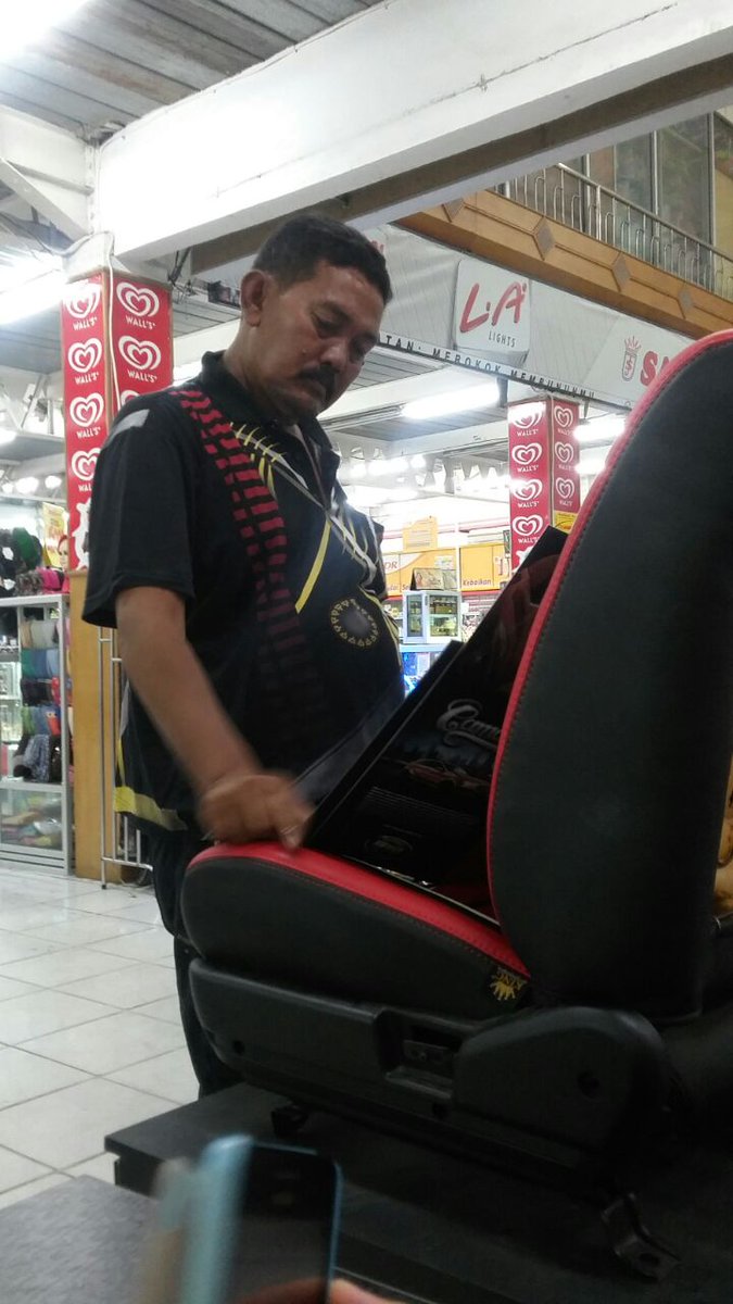 arfaktech's tweet photo. kunjungi Pameran Khusus Interior Mobil anda ( KING AUTO GRESIK ) di Sarikat Gresik, 081246060291 @KabGresik @hondagresik @gresikSeruu https://t.co/A3liw6agdA