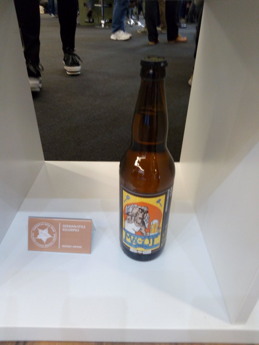 L_Todescato's tweet photo. Bravi gli amici di @BirriLambrate che portano a casa un bronzo con #Magut nelle #KellerPils Ti aspetto @BeerAttraction @monarcalambrate ;-) https://t.co/GVo4nV6iSS