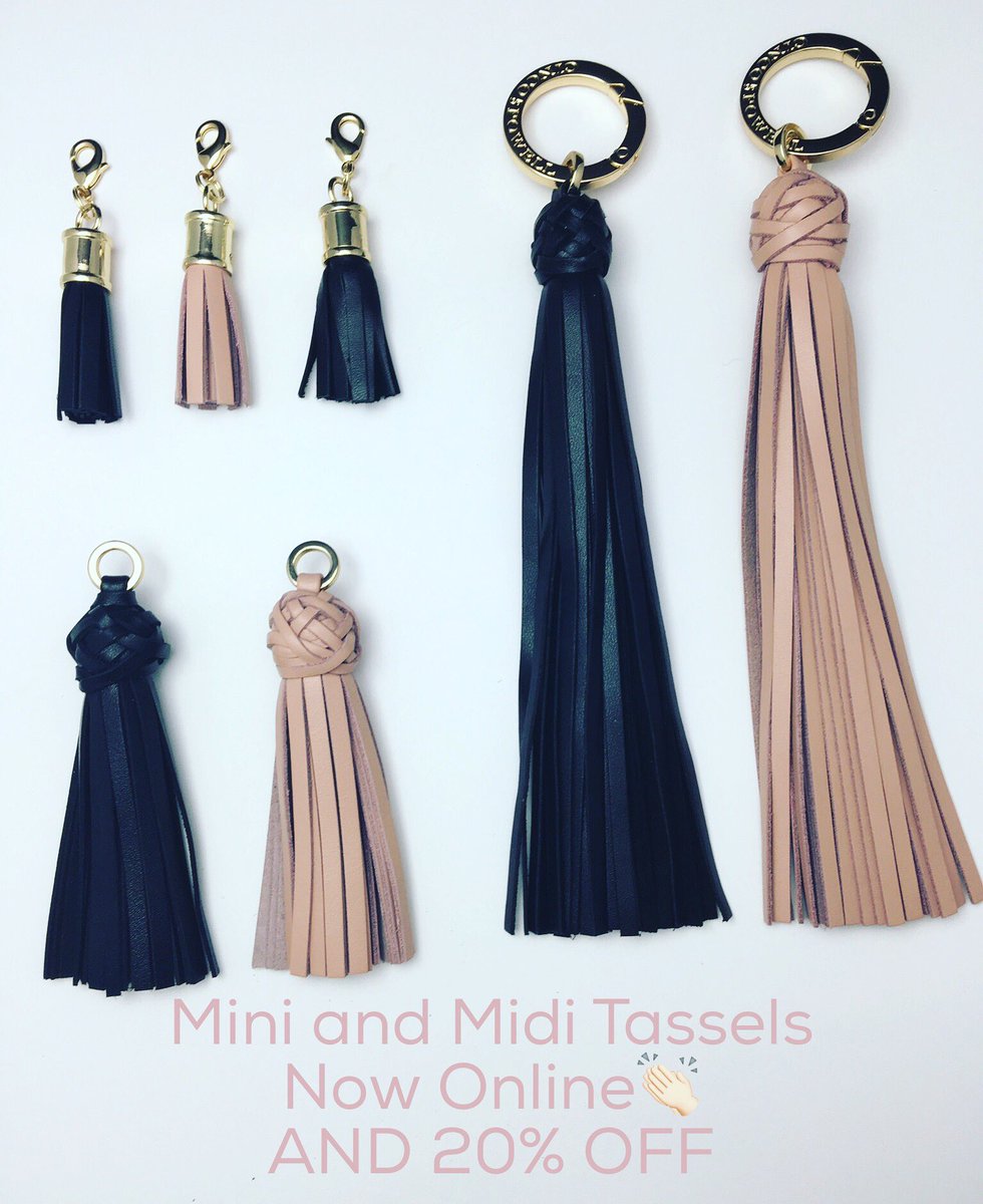 CincoPowell's tweet photo. Mini tassels now online and on sale👏🏻 shop now https://t.co/2Lvso1HiJ8 #minitassels MORE COLORS COMING🌈 https://t.co/1yV4uTu0OQ