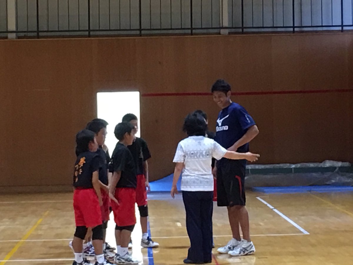 こんなことも。。。

北信越大会が終わり。
家族旅行も我慢しての日々💦

コーチとトレッキング、午後はバーベキュー
みんなで楽しみました😊

前日の日滝練習会に、10代前になるのかな？？全国大会優勝に導いた峯村雄大先輩が指導に来ていただきました。
ありがとうございました😊😊