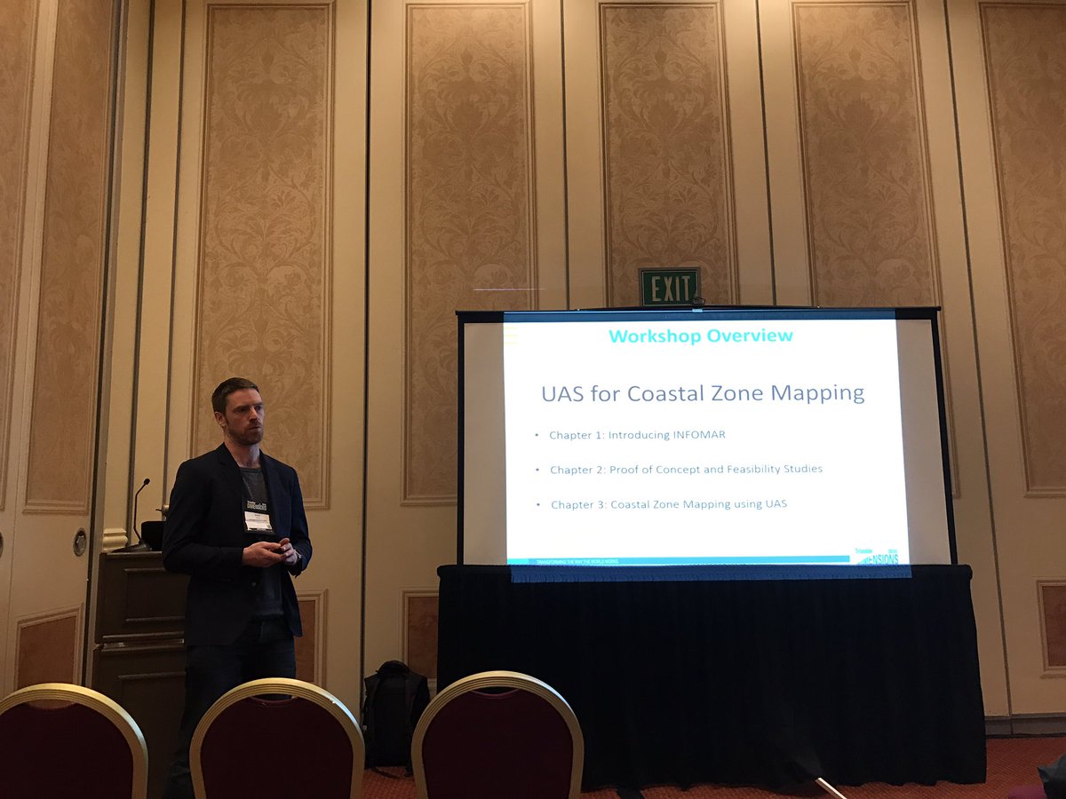 heleng_geo's tweet image. Ronan addressing a captivated audience @GLS_Operations @KORECGroup #DimensionsUC