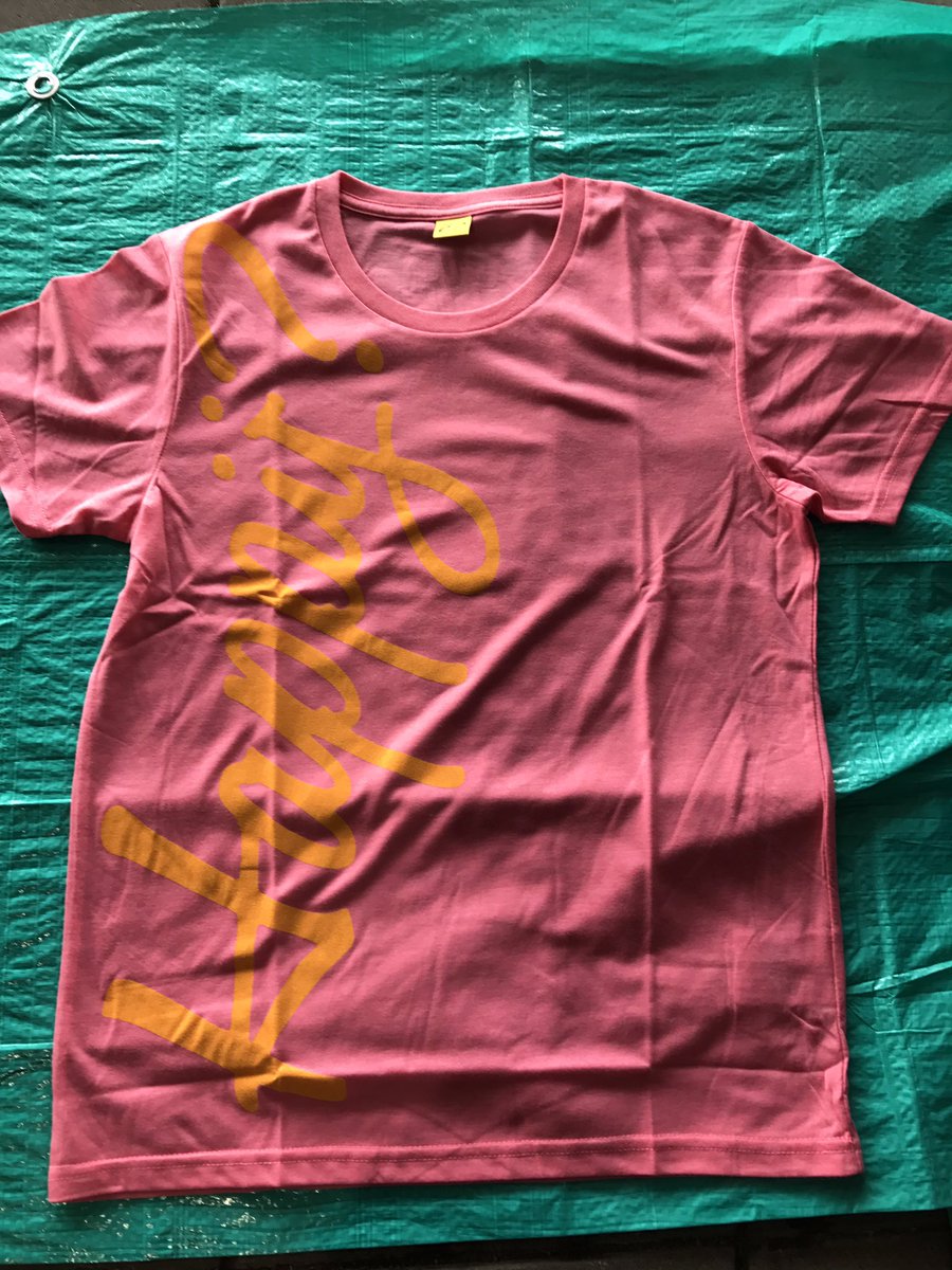嵐are You Happy グッズ Tシャツ 2800円 パンフレット 20円 Arashicg 話題の画像がわかるサイト 嵐are You Happy グッズ Tシャツ 2800円 パンフレット 20円 Arashicg 話題の画像がわかるサイト