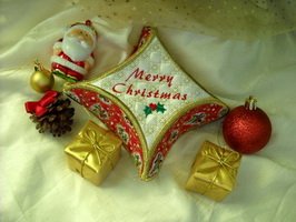 ThreadsnScissor's tweet image. #ClearanceSale #SiteWide
Until 31 December 2016. 
buff.ly/2eIdoHS
#embroidery

Designer Christmas Gift Box
buff.ly/2eIdM8Z