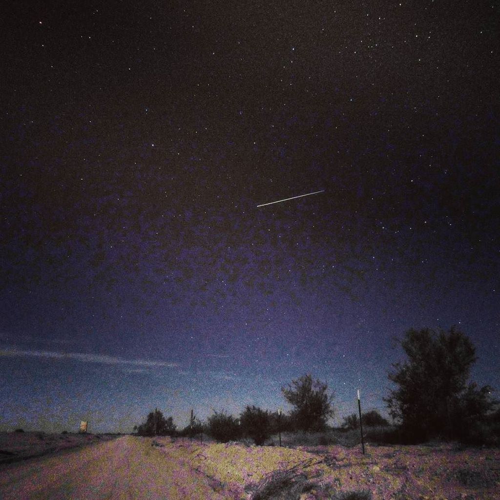 GoyoSpradlin's tweet photo. #perseids2016 #astropics https://t.co/4xighKjD88 https://t.co/3RcNpA9mw3