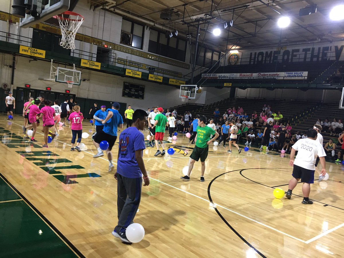 ACCHSSC2017's tweet photo. We came, we saw, we threw toilet paper. #SeniorOlympics #Sweek #L17 🏅🏆 https://t.co/0ds7k09TFS