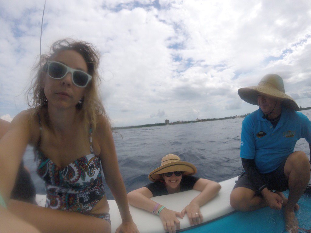 MeaganWristen's tweet photo. When @jinamichael & I have been on a boat too long! #gnomadsummit16 https://t.co/Ww9eeEmVNv