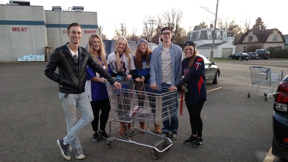 kthompson2149's tweet photo. Minnewaska NHS Trick or Treating for the Pope County Food Shelf #LakerPride #LakerTeckEd https://t.co/hW6Ws79n9k
