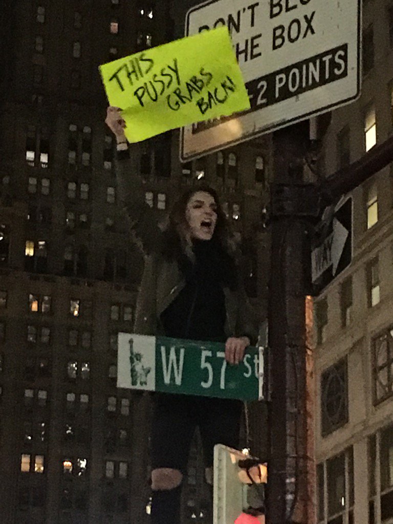 View image on Twitter