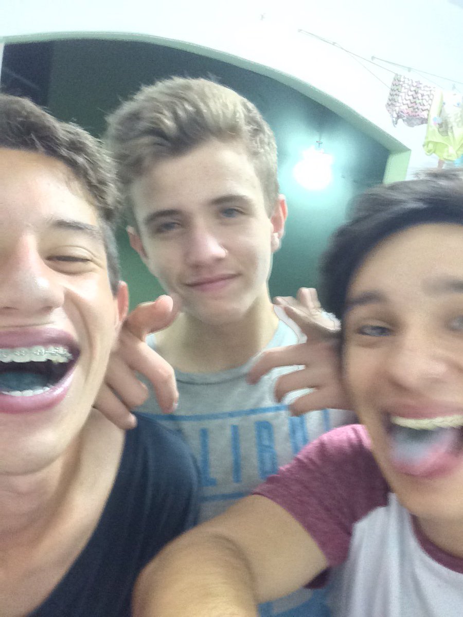 JPRibeiroSouza's tweet photo. #1praprisão #meuParça #SAAAAI #ganggang https://t.co/VlSozn4HNL