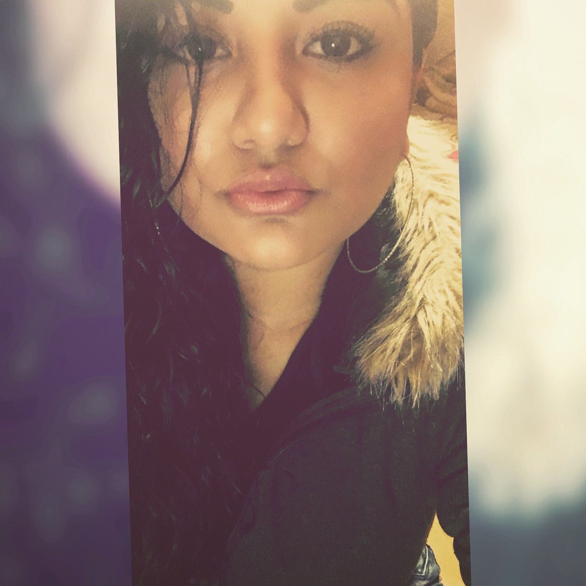 18roxy's tweet image. Add me on my instagram roxana20 y snapchat foreveroxy😍😬