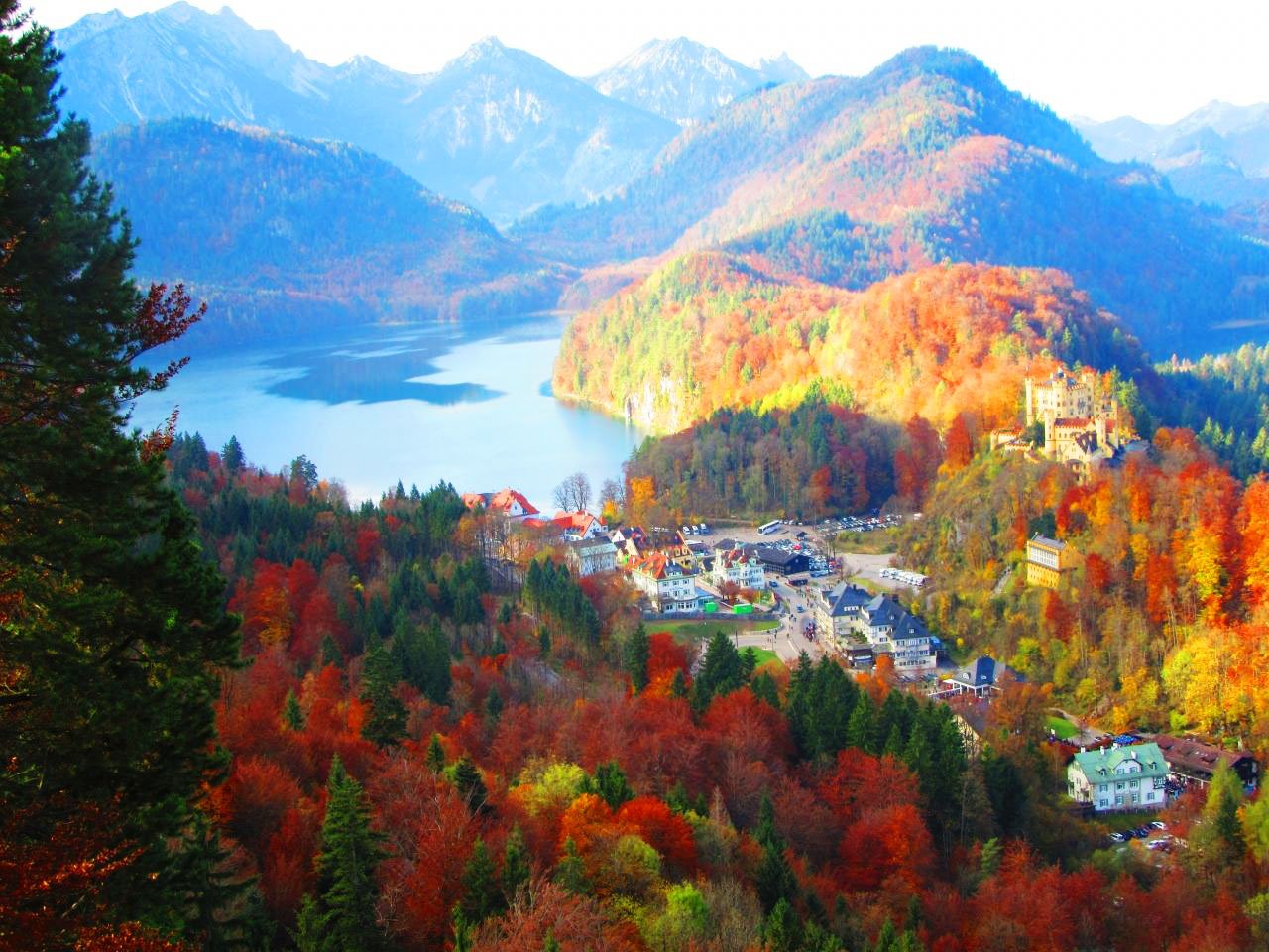 フォートラベル 在 Twitter 上 ヨーロッパの秋も深まっていますよ ドイツの今年の紅葉風景を旅行記からチェック Tabibitoさんの旅行記 T Co Jijssxrwio T Co Mmhttbjdg8 Twitter