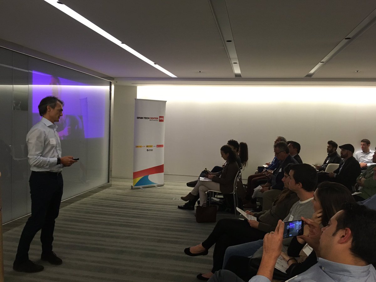 ProgramaDesafia's tweet photo. Presenting how your fitness training can evolve smartly @myvitale #STCImmersion https://t.co/An3TbRLwma