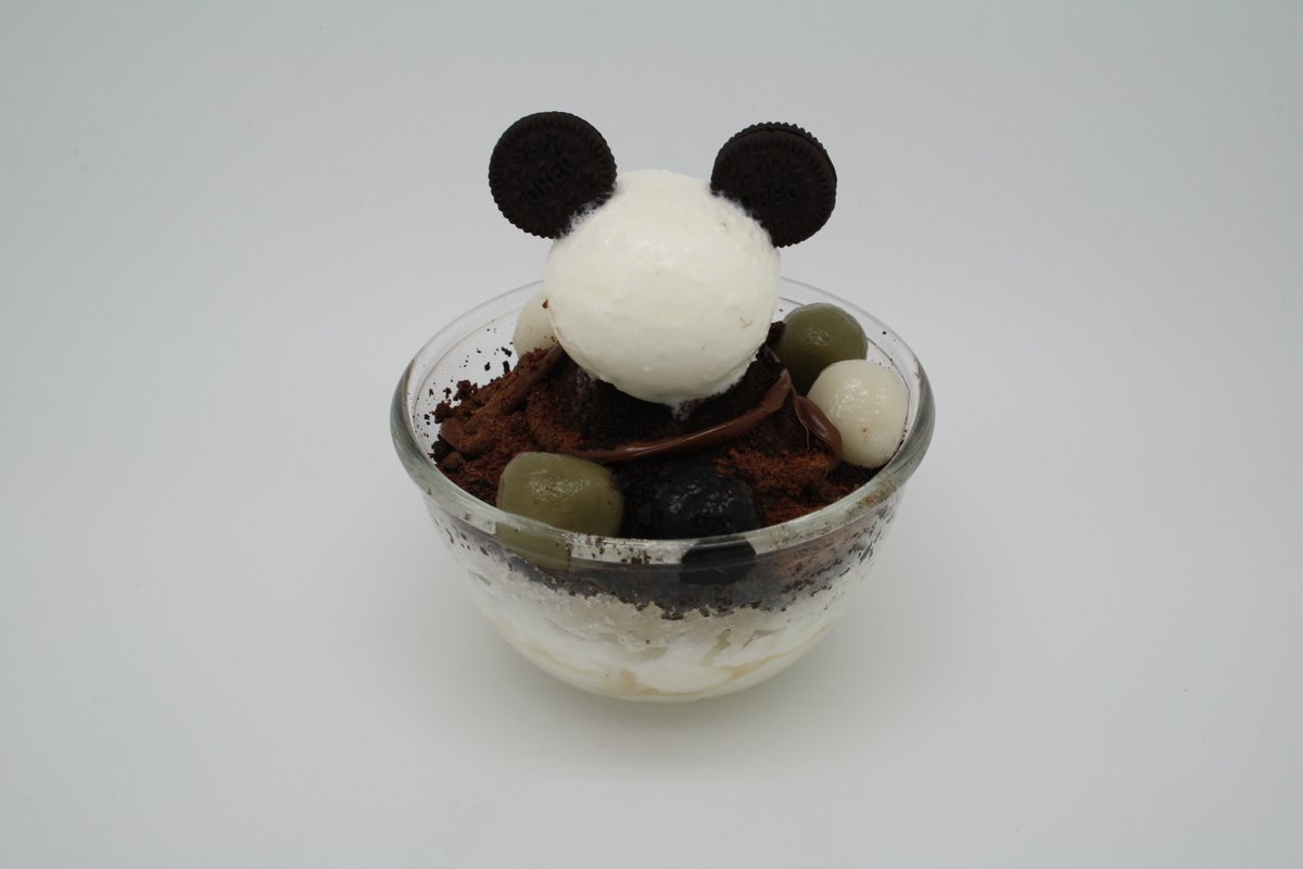 #SelamatHariPahlawan bersama Blackball Milk Snow Ice Dessert!
#VanillaIce #Panda #MilkSnowIce #dessert #HealthyEating #HealthyFood